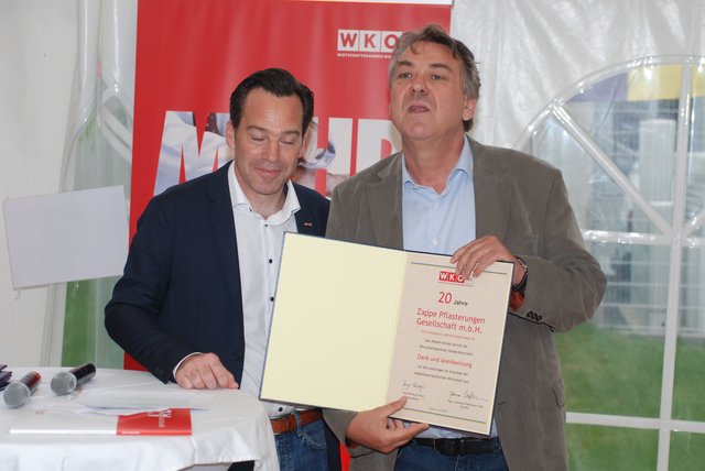 Zappe Pflasterungen wurde für 20 Jahre Mitgliedschaft in der Wirtschaftskammer Dank und Anerkennung ausgesprochen.