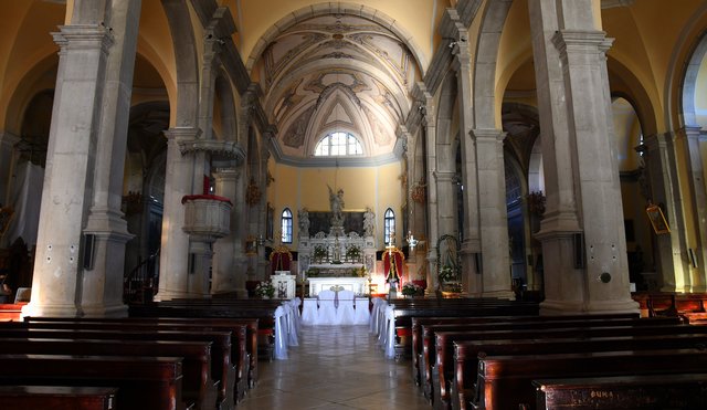 die Kirche ist besonders beliebt für Hochzeiten