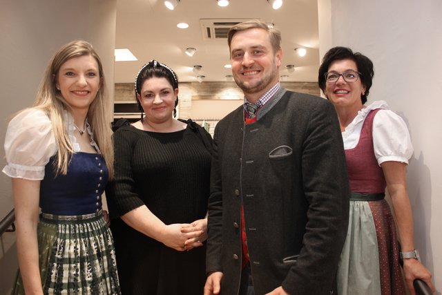 Bernadette Huber, Margaretha Schlemmer, Leonhard Gmeiner und Maria Huber sorgten für eine lebendige Diskussion.