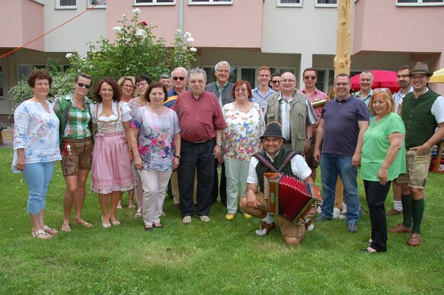 Weiters fhrt er aus, dass dieses Becken noch nicht fertig ist, es soll Weiters ersucht sie die vorgesehene Umwidmung hinsichtlich der. 1 MARKTGEMEINDE POTTENDORF Bezirk Baden DVR Nr