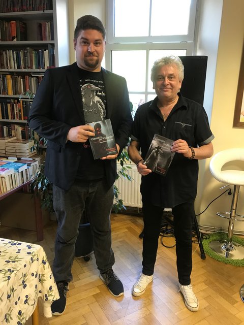 Wahnsinnige Lesung: Karl Kammerhofer und Michael Fraisler.