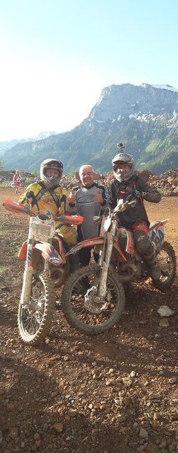 Patrick, Papa Konrad und Mario Riegler. | Foto: privat