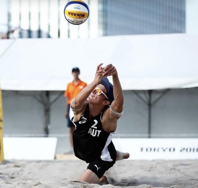 Flugeinlage: der Grazer Philipp Waller am Sand | Foto: KK