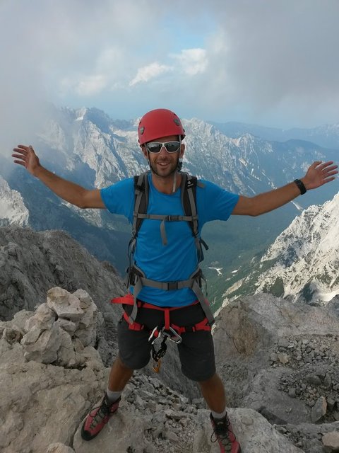Sportwissenschaftler und Trainer Philipp Troschl liebt das Wandern und weiß, warum es so gesund ist – für Körper und Geist
