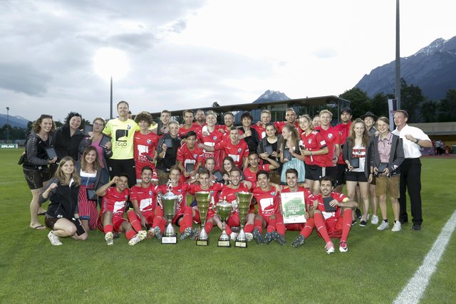 Frauen und Herren Fußball Tirol Cupsieger 2019 - SC Schwaz und SPG Schwoich/Wildschönau. | Foto: Friedl Schwaighofer