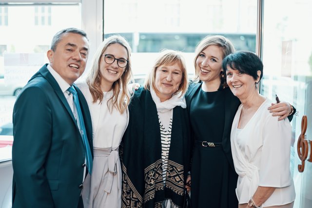 Franz und Daniela Fellinger und Tochter Viktoria führen das Famileienunternehmen