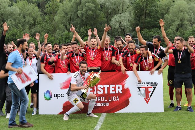 Der SV Hall ist Meister der UPC Tirol Liga.