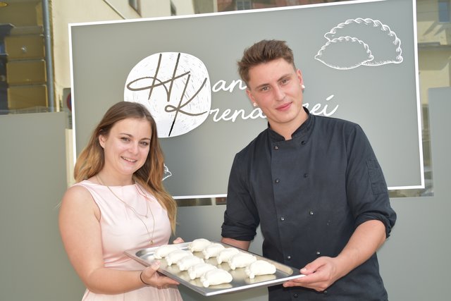 In "Hannis Krendlerei" werden alle Nudel per Hand gemacht. Johanna-Maria Niederbichler und Florian Ruppitsch