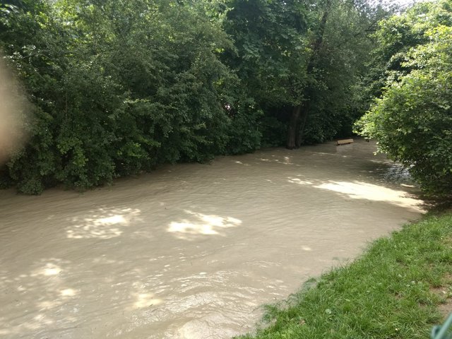 Hochwasser Tirol, Mariahilf, Hundewiese