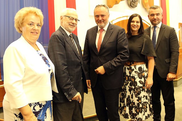 Landtagspräsidentin Verena Dunst, Vizekanzler a.D. Dr. Erhard Busek, Landeshauptmann Mag. Hans Peter Doskozil, Landesrätin Mag.a Astrid Eisenkopf und Landesrat Mag. Heinrich Dorner