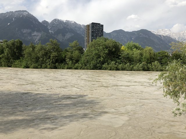 Hochwasser – Inn, Nähe New Orleans Brücke/Baggersee, 11.6./17:00  | Foto: SKN