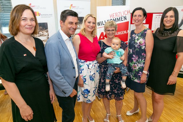 Sehen die Job-Messe als notwendig und wichtig: Landesrat Christian Illedits, Landesrätin Daniela Winkler, Landesrätin Astrid Eisenkopf, AK-Expertin Ines Lukic-Zjajo und Vizepräsidentin Bianca Graf.