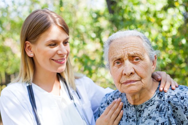 Der Umgang mit Demenzpatienten ist herausfordernd.