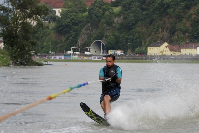 Daniel Soucek von der Wasserskischule Linz am Monoski.