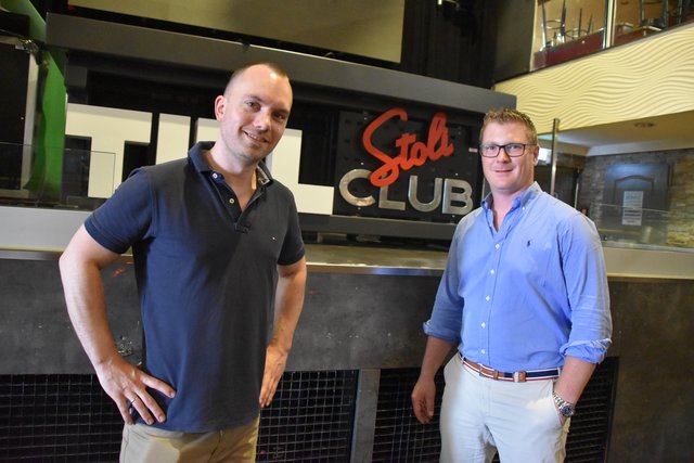 "Freundliche Übernahme": Sebastian Ritter und Andreas Brandstetter führen ab sofort den Till-Club und Stadl.
