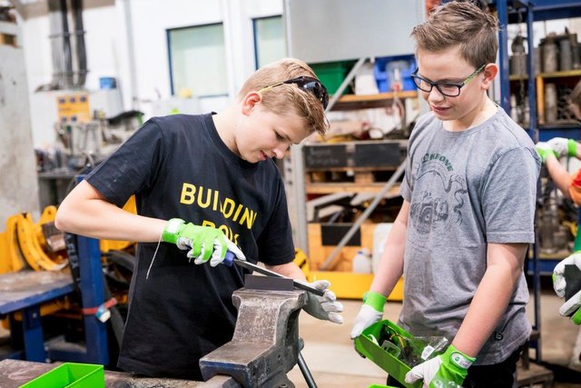 225 Schülerinnen und Schüler waren beim Berufserlebnistag Technik dabei. | Foto: ABV Mein Job