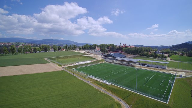 Die neue URKRAFT Arena Vorau liegt in unmittelbarer Stiftsnähe