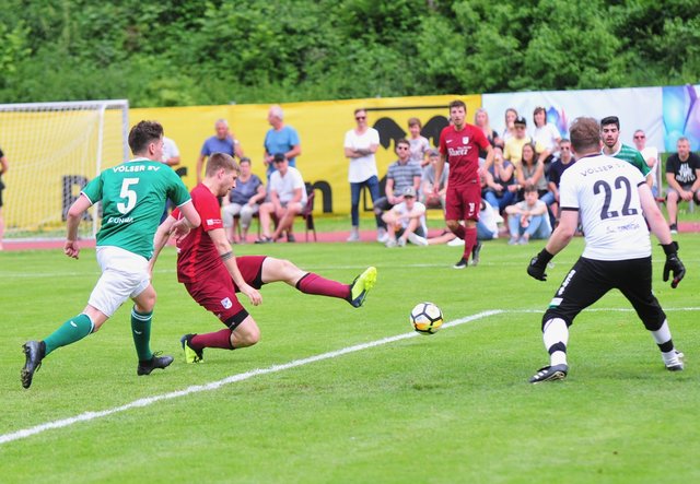 Die Kemater hatten in Völs keine Mühe – der 2:0-Sieg reichte aber nicht mehr für den Aufstieg! | Foto: Hassl