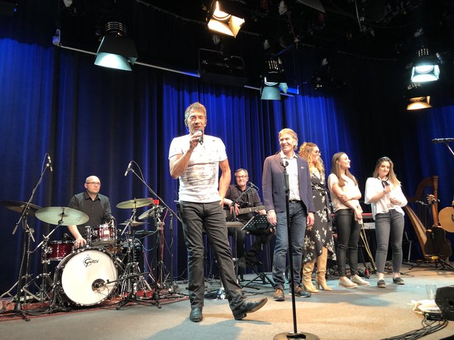 Mit Gilbert wird auch George, Verena Pötzl und das Duo Harfonie auf der Bühne stehen.