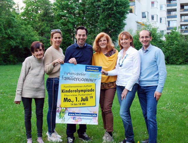 Die letzte Ausgabe der Purkersdorfer Informationen bewirkte zahlreiche positive Reaktionen. Und zwar in Viele konnten auch das warme Licht kennenlernen. Die Brgermeisterin meint brigens, da 4500 Leute, bei ihrem Fest waren. Purkersdorfer Informationen 1 - Purkersdorf Online