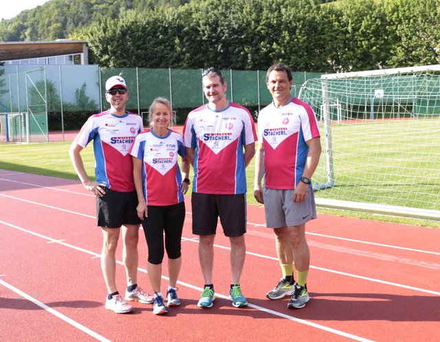 Kinder-Trainer-Team