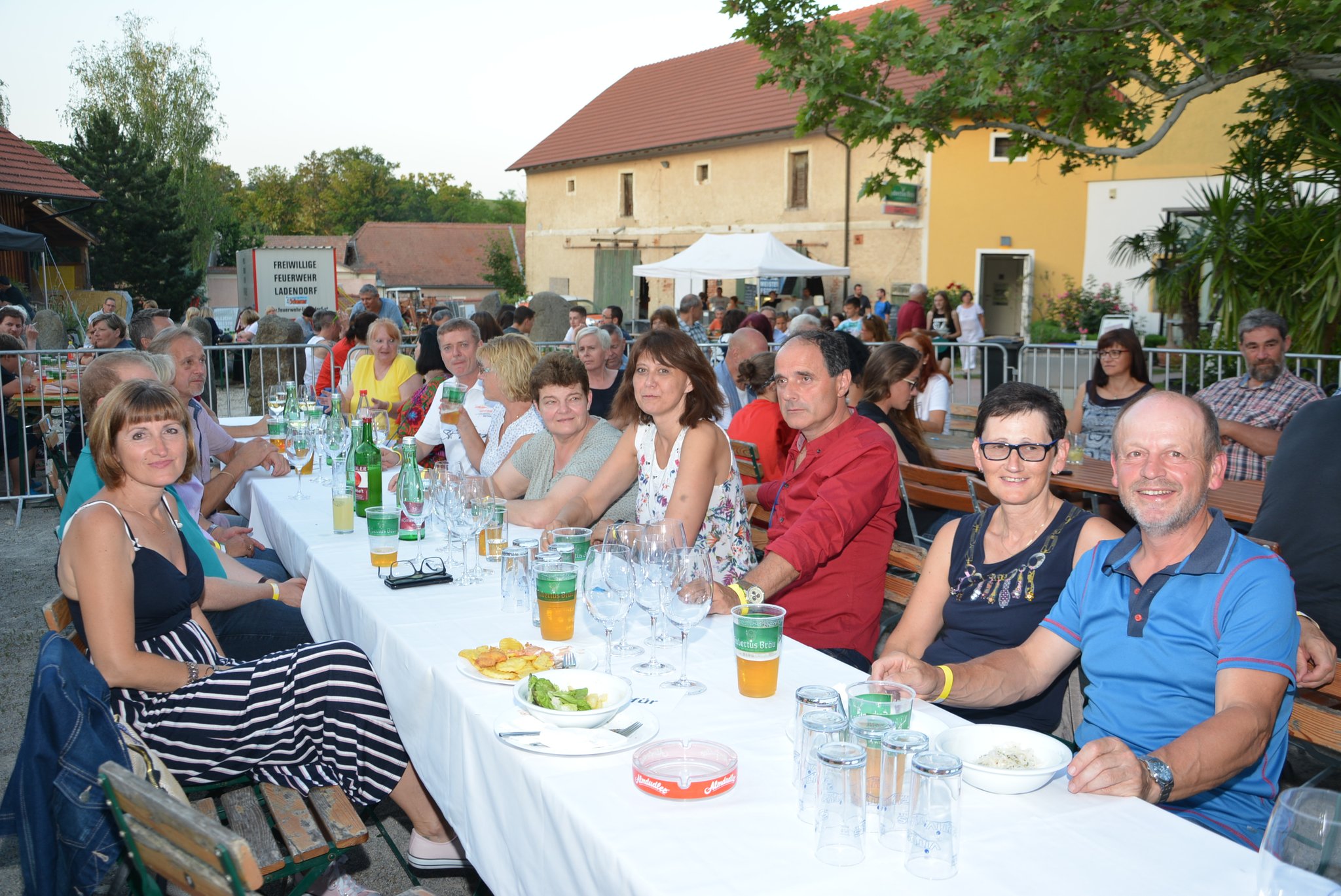 Strengberg freizeit singles. Sex treffen in Dating seiten aus wartberg an thringen frauen aus treffen der krems. Scharten Single event ladendorf. Sextreffen Junge leute kennenlernen aus scharten Traiskirchen