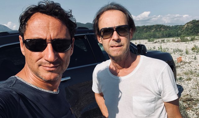 Gernot Stadler (links) und Björn Kölz bei den Dreharbeiten zur Doku "Tagliamento - König der Alpenflüsse" | Foto: GS Film