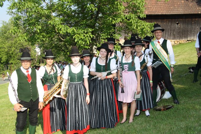 Die Trachtenmusikkapelle Judendorf-Straßengel lädt zum Park-Konzert.  | Foto: Edith Ertl
