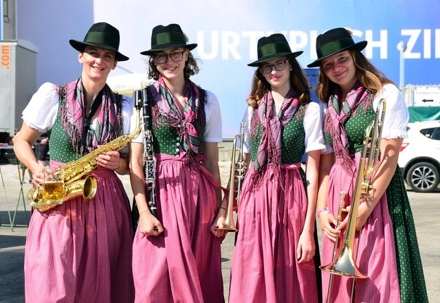 Schoabastoanarinnen aus Steinbach am Attersee