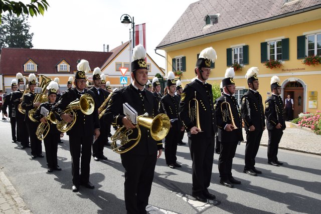 Großer Aufmarsch beim Bezirksmusikfest in Frauental.