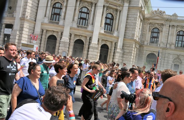 Pamela Rendi-Wagner, Regenbogenparade Wien