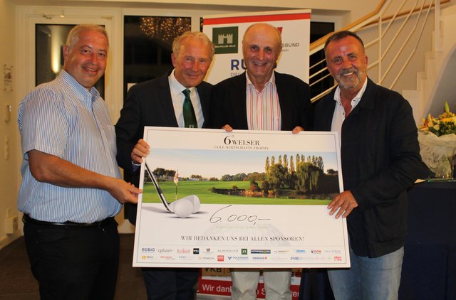 Helmut Platzer, Erwin Hofbauer – Präsident des Golfclub Wels, Günter Rübig und Christof Schumacher.
