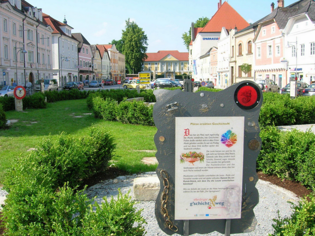 Interessante Fakten über die Stadtgemeinde gibt es am Eferdinger G'schichtenweg. | Foto: Tourismusverband Eferding