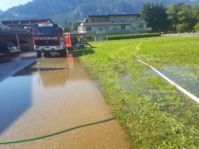 "Kein Hoch-, sondern ein Grundwasserproblem" ortet Radfelds Bgm Josef Auer in seiner Gemeinde.