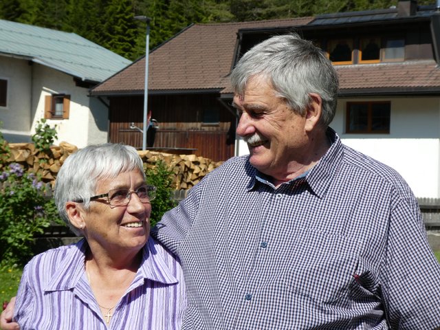 Genoveva und Ignaz Kerber gehen seit 50 Jahren gemeinsam durchs Leben. | Foto: BH Reutte / Rumpf