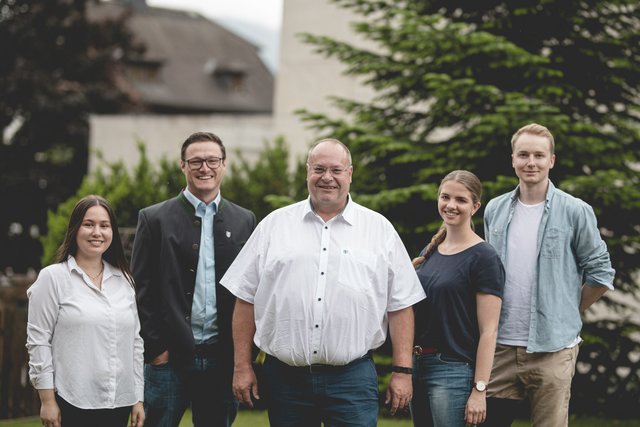Das Team der Pinzgauer SPÖ zur Nationalratswahl: Christina Eschbacher, Mario Brünner, Abg.z.NR Walter Bacher, Lena Wimmreuter und Bernhard Schmiderer. | Foto: Arne Müseler, SPÖ