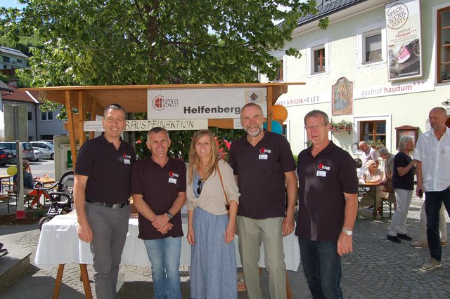 Gerhard Pührmayr, Georg Kitzmüller, Elisabeth Tanzer, Josef Wöß und Alois Dumfahrt (v. l.).  | Foto: Foto: KMB