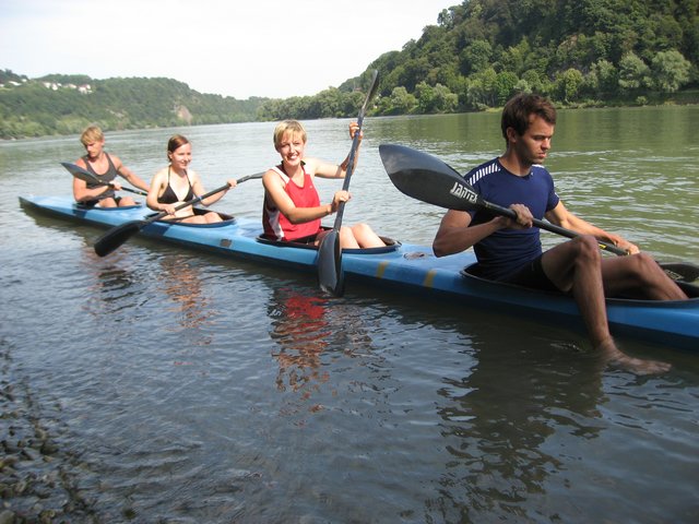 Beim Kanufahren auf der Donau steht das Naturerlebnis im Mittelpunkt. | Foto: Schnecke Linz