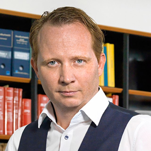 Mag. Marco Kunczicky mit den Antworten zu den Fragen rund um die Thematik Hausbauen und Nachbarn.