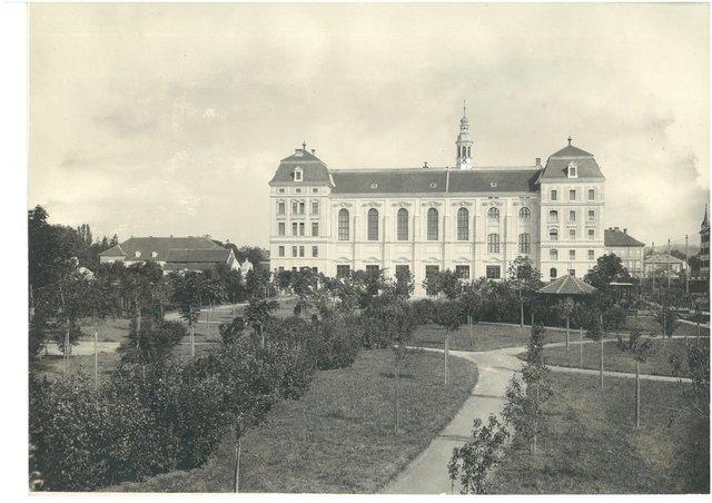 Die Ursulinen sind seit 1900 in der Leonhardstraße ansässig. | Foto: Ursulinen Archiv
