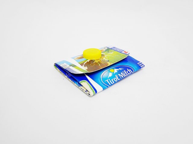 Tetrapack Geldtasche