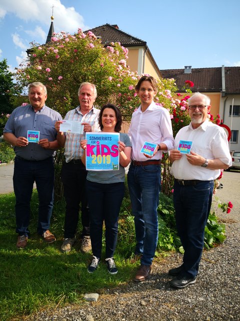 Haben wieder ein tolles Programm auf die Beine gestellt: Franz Labugger, Helmut Walch, Martina Roscher, Joachim Schnabel und Johann Mayer. | Foto: KK