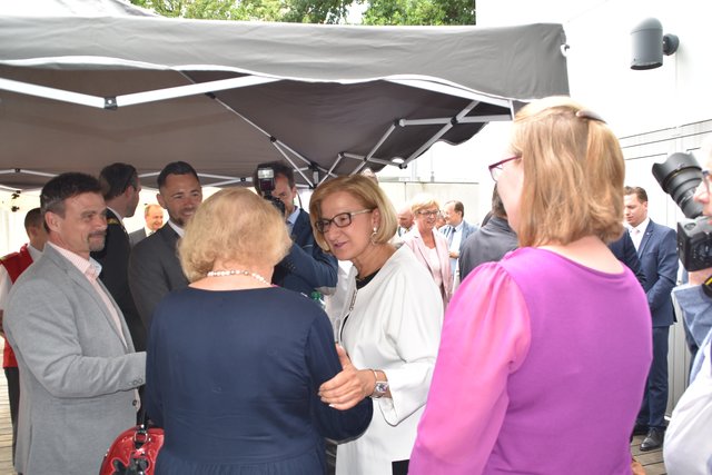 Landeshauptfrau Johanna Mikl-Leitner bei der Begrüßung. | Foto: Breitsprecher