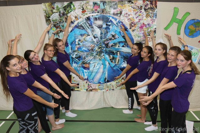 Unter dem Motto "unsere Erde, unser Zuhause" zeigten die Tanzgruppen RhythmicKids, Artistic Dancers, Open Stage, Hip Hop Jazz und Expression eindrucksvoll und mit viel Kreativität, wie eine Botschaft tänzerisch in die Welt transportiert werden kann.
