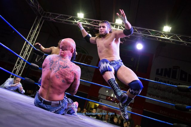"Dan Main" Dennis Zinner im Ring. Der Kindberger ist schon seit rund sechs Jahren aktiver Wrestler. | Foto: Michael Meister
