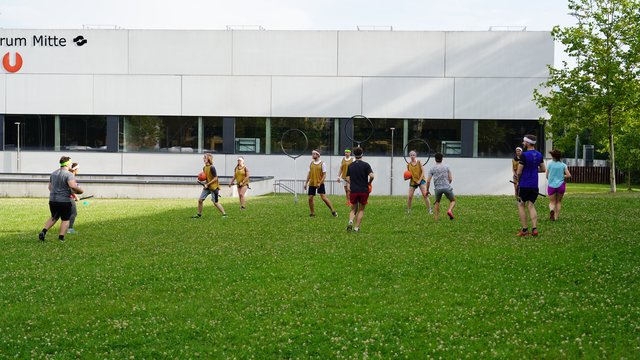Beim Quidditch-Training.