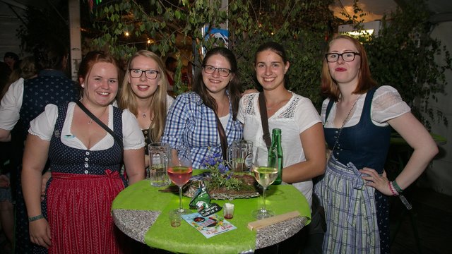 Susanne,Elisabeth,Christina,Johanna,Anna aus Frankenmarkt