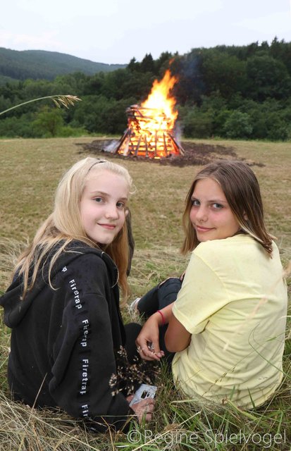 Von nun an werden die Tage wieder kürzer, das ist auch Tanita und Marie klar.