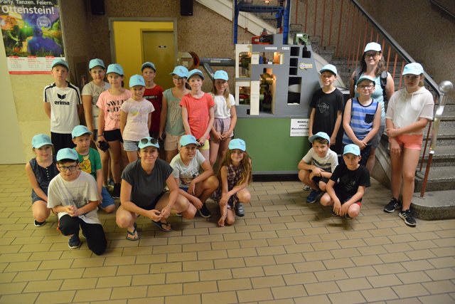 Ein aufregender Tag für die Volksschüler aus Purgstall: Im Zuge einer Exkursion gab es spannende Einblicke in ein Wasserkraftwerk.