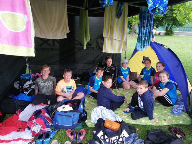 Trotz Regenwetter waren die Schwimmer top-motiviert. | Foto: Eva Schausberger